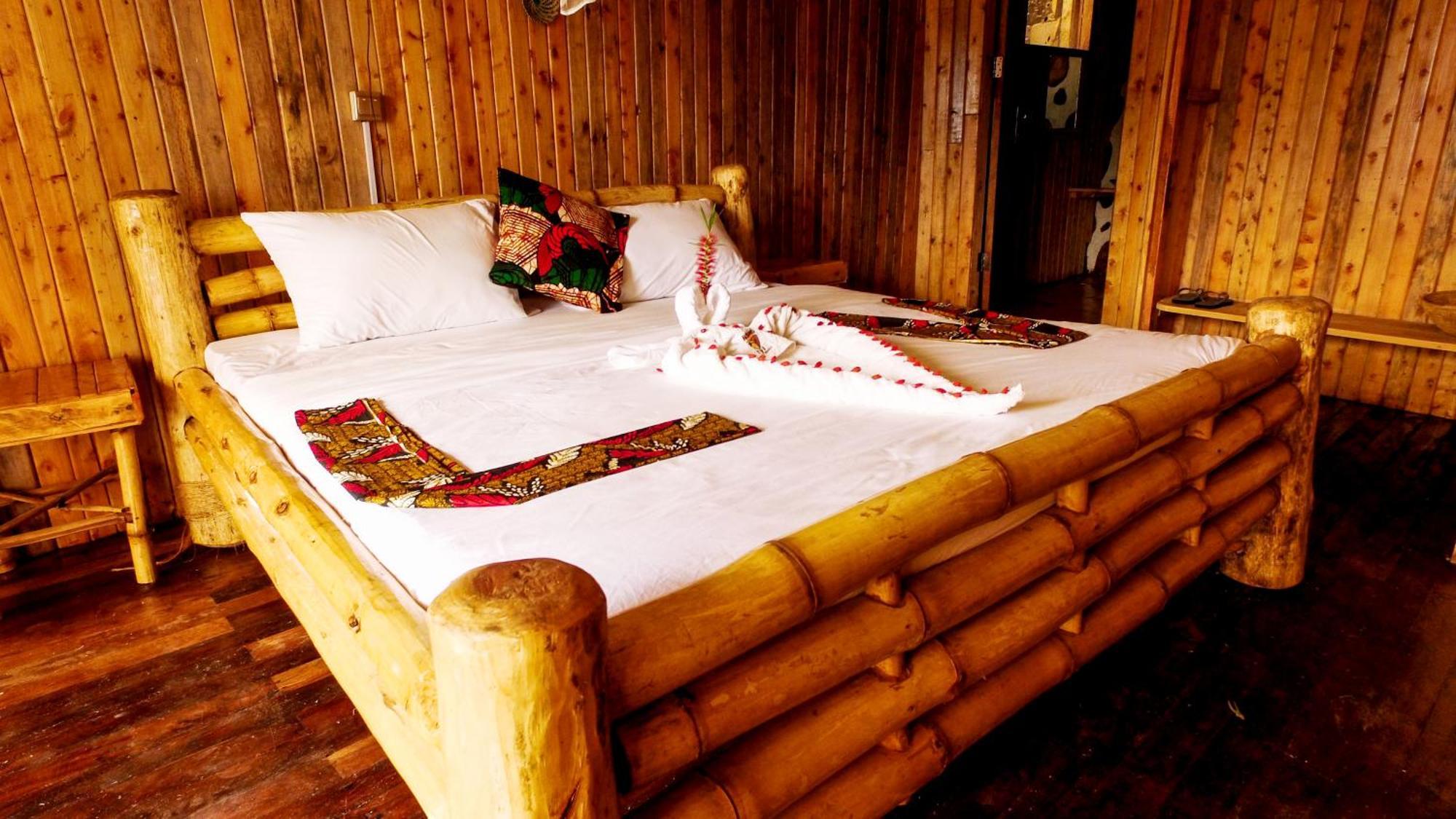 Hawk'S Eye Lodge Bunyonyi Kabale Quarto foto